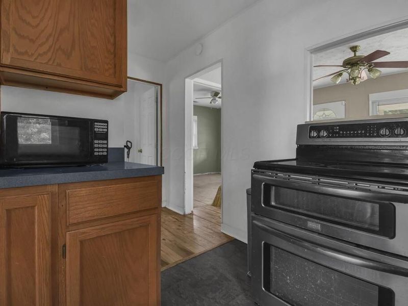 868 Lawndale Avenue, Columbus, OH 43207 Photo 13
