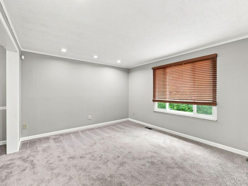 3784 Irwin Simpson Road, Deerfield Twp., OH 45040 Photo 5