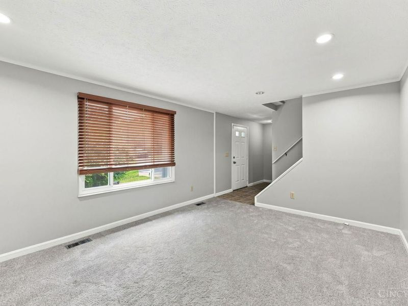 3784 Irwin Simpson Road, Deerfield Twp., OH 45040 Photo 6