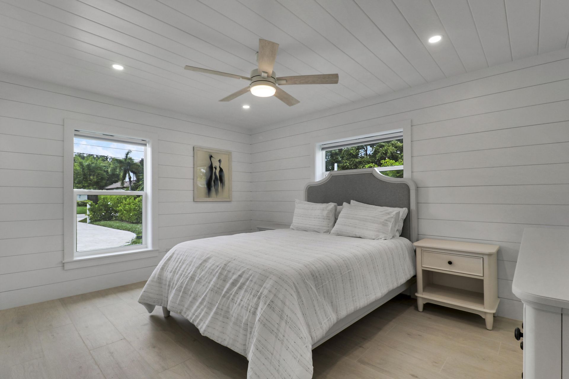 2443 E Edgewater Drive, Palm Beach Gardens, FL 33410 Photo