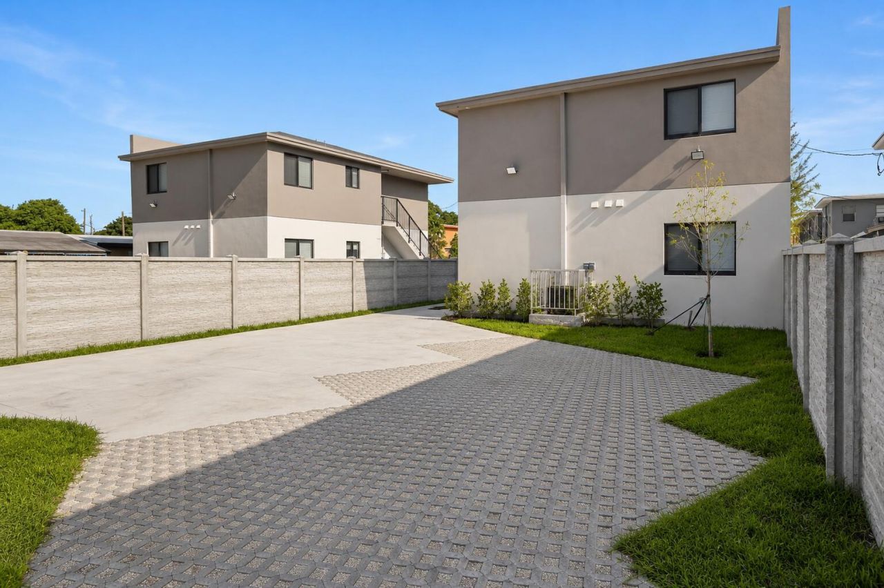 1181 NW 66th Street, Unit #1181, Miami, FL 33150 Photo