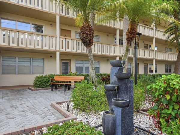 2405 Antigua Circle, Unit L1, Coconut Creek, FL 33066