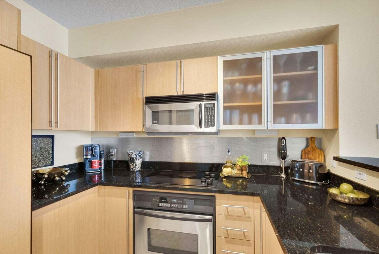 1551 N Flagler Drive, Unit 804, West Palm Beach, FL 33401 Photo