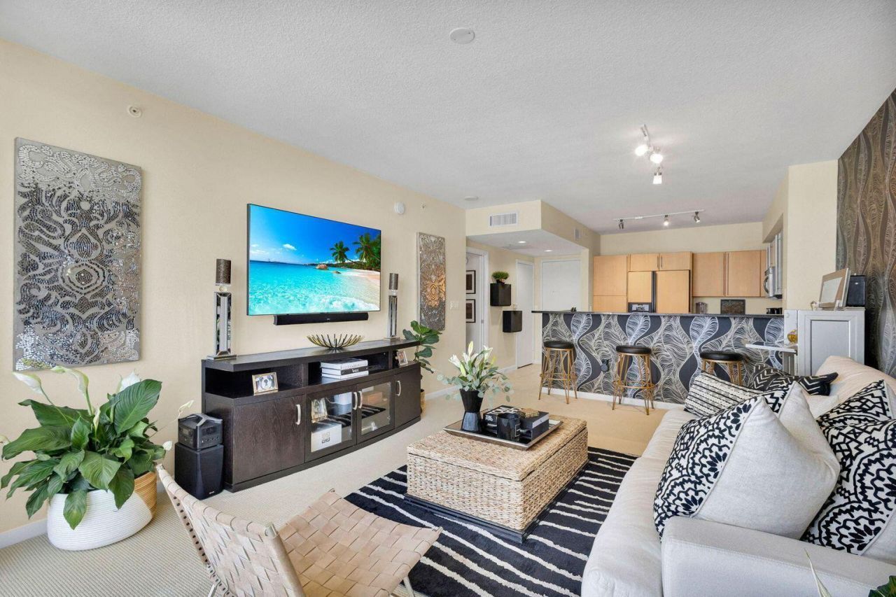 1551 N Flagler Drive, Unit 804, West Palm Beach, FL 33401 Photo