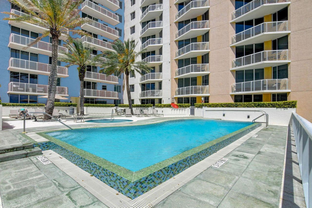 1551 N Flagler Drive, Unit 804, West Palm Beach, FL 33401 Photo