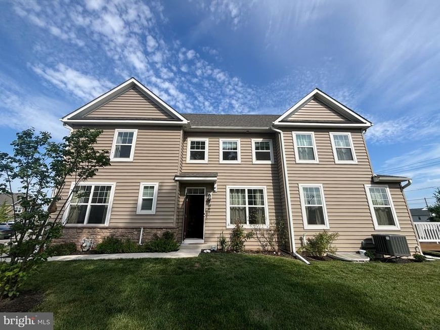 32 Aubrey Circle, Royersford, PA 19468 Main Photo