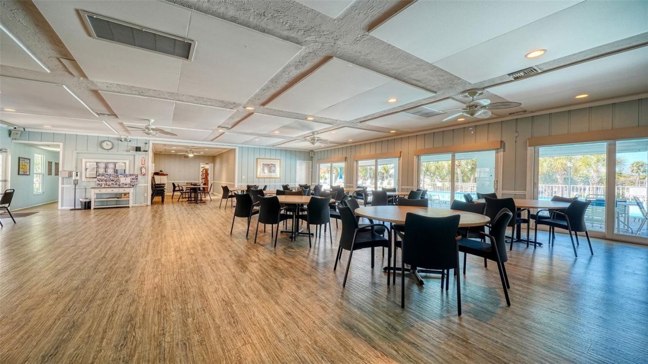 2623 Riverbluff Parkway, Unit V144, Sarasota, FL 34231 Photo