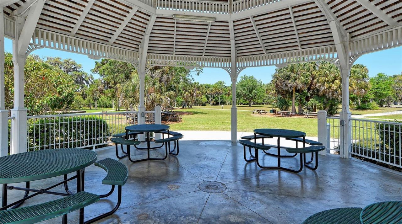 2623 Riverbluff Parkway, Unit V144, Sarasota, FL 34231 Photo