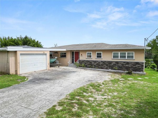 228 W LAKE INA DRIVE , WINTER HAVEN, FL 33884