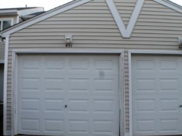 451 MEADOWGREEN Lane, Round Lake Beach, IL 60073