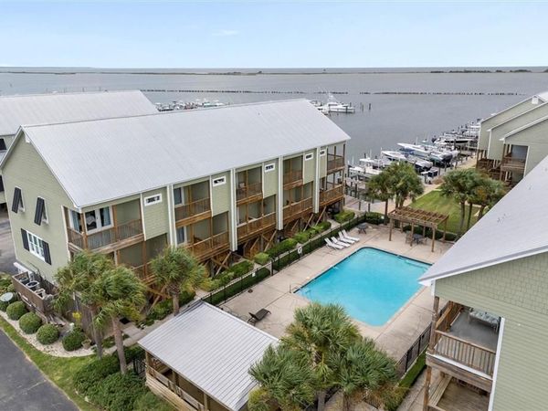 620 Lemoyne Avenue , Dauphin Island, AL 36528