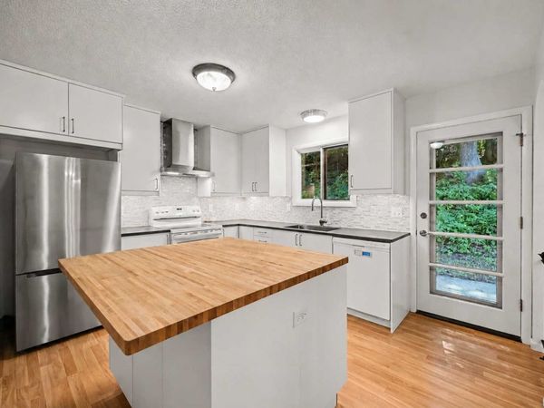 1644 Kilmer Avenue, Saint Louis Park, MN 55426