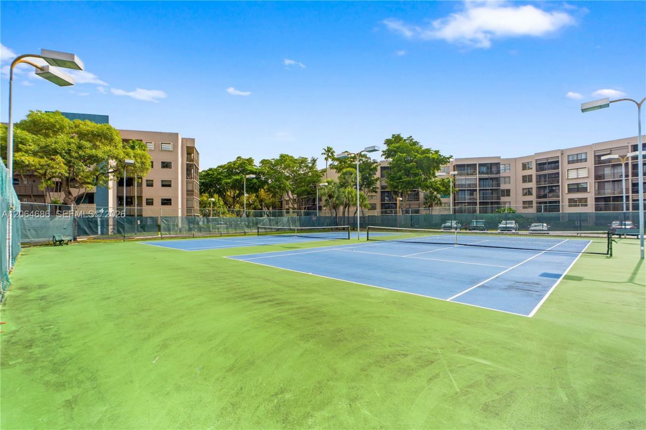 900 Colony Point Cir, Unit 216, Pembroke Pines, FL 33026 Photo