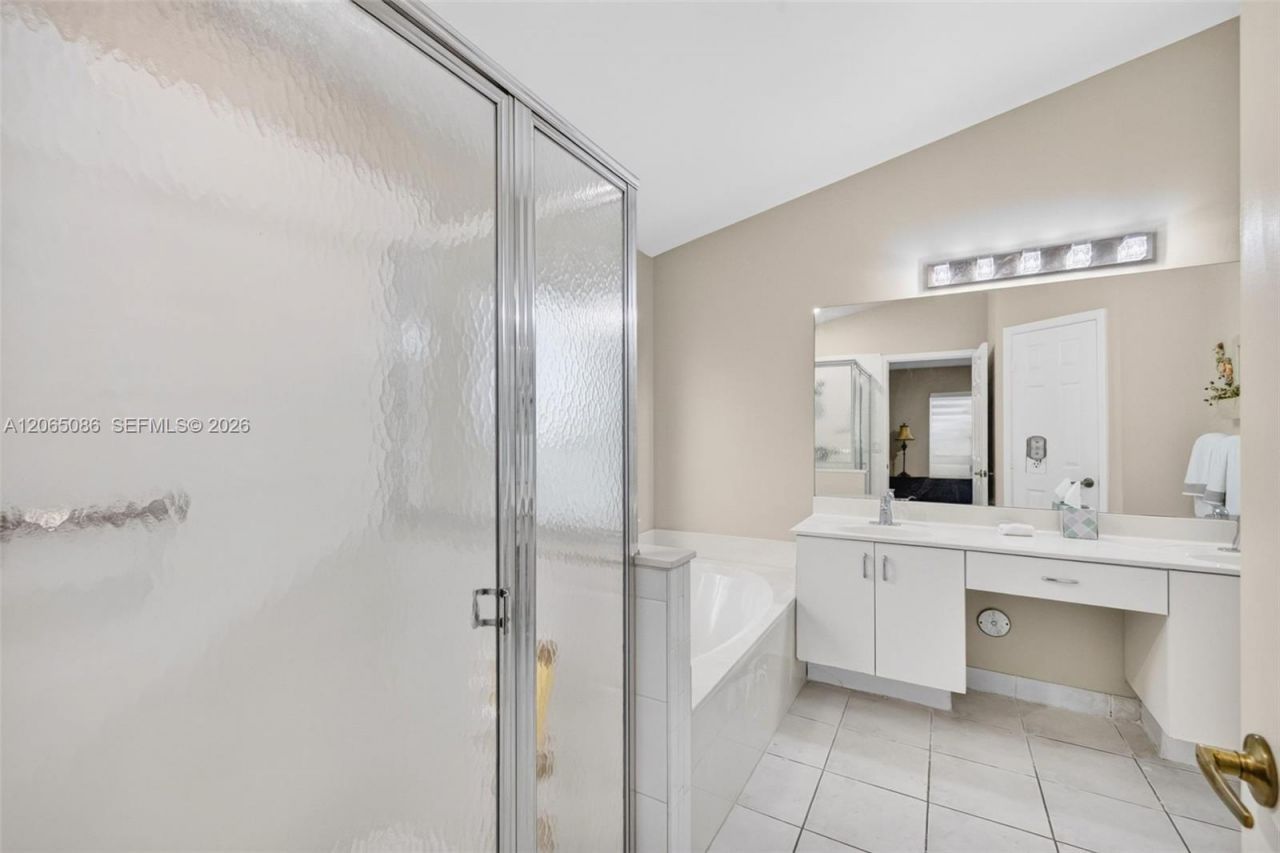 13356 NW 16th St, Pembroke Pines, FL 33028 Photo