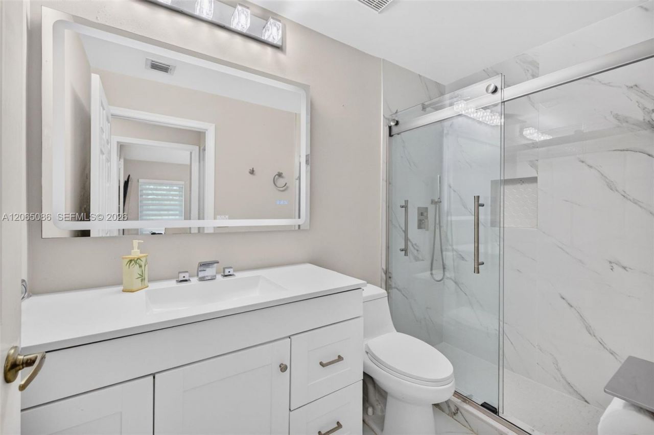 13356 NW 16th St, Pembroke Pines, FL 33028 Photo