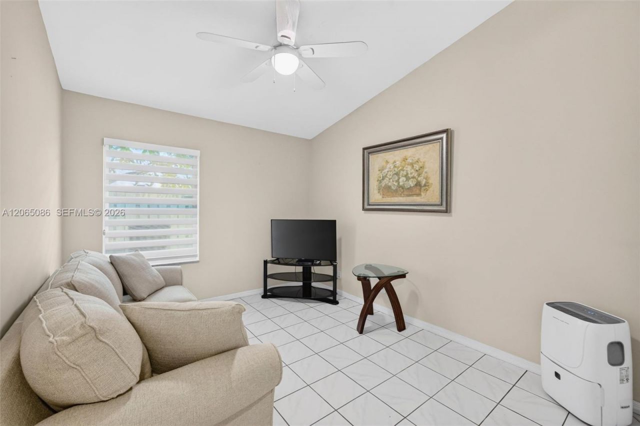 13356 NW 16th St, Pembroke Pines, FL 33028 Photo
