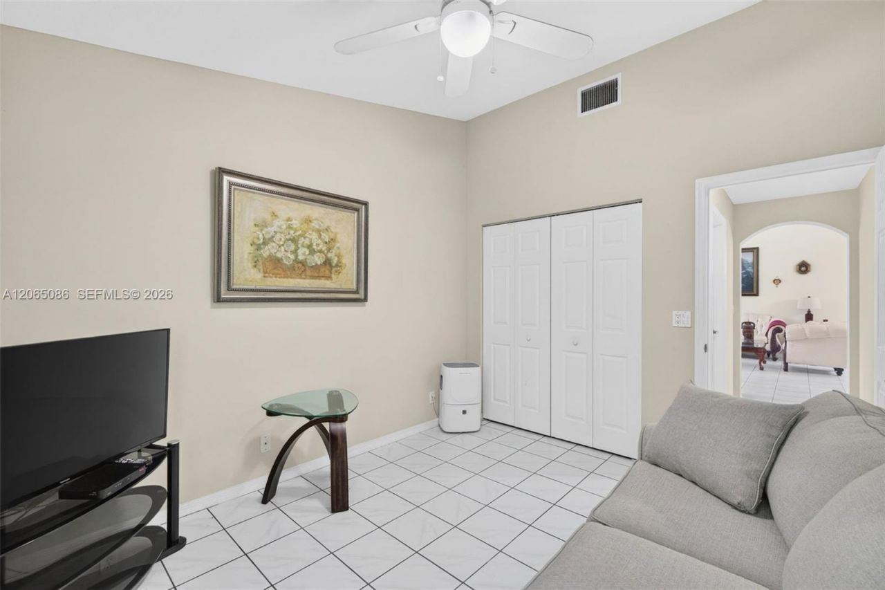 13356 NW 16th St, Pembroke Pines, FL 33028 Photo