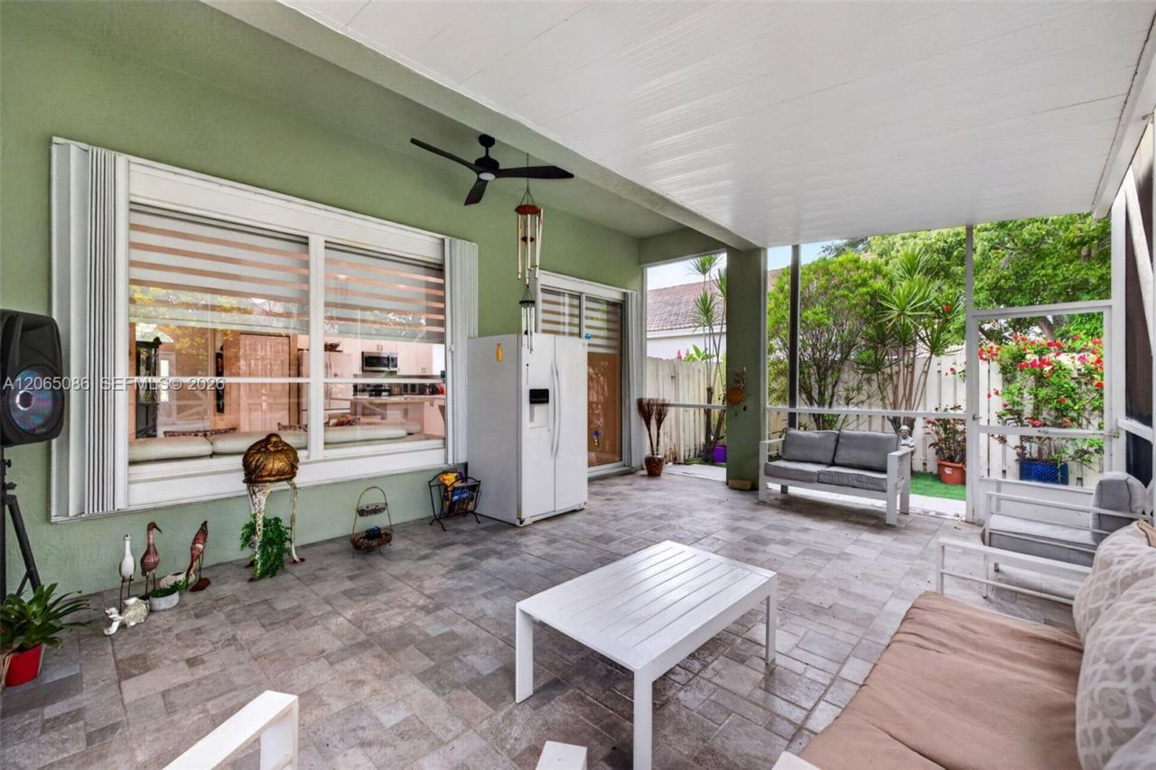 13356 NW 16th St, Pembroke Pines, FL 33028 Photo