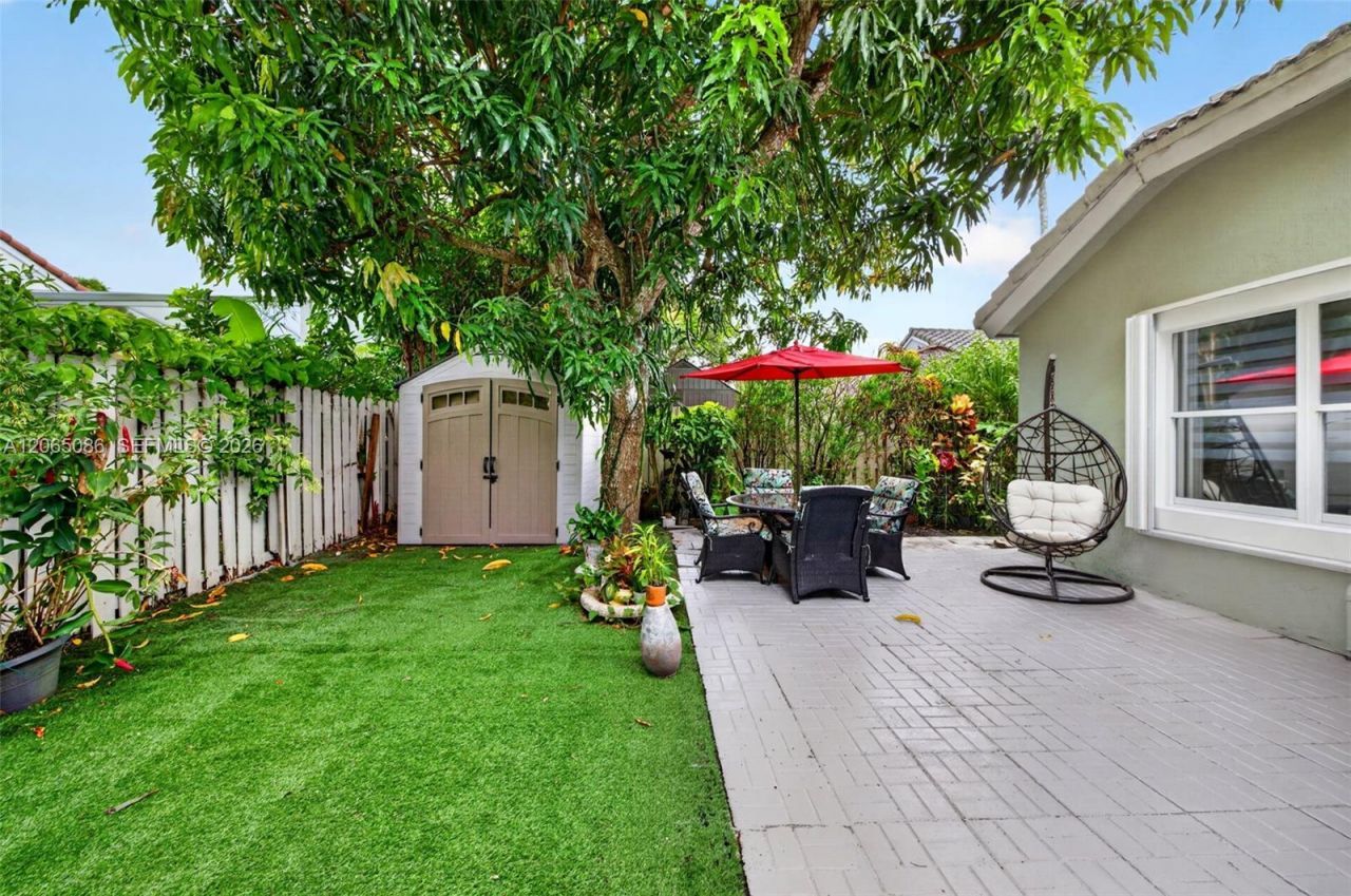 13356 NW 16th St, Pembroke Pines, FL 33028 Photo