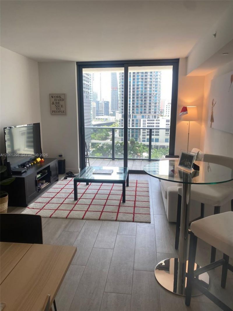 45 SW 9th St , Unit 1005, Miami, FL 33130 Photo