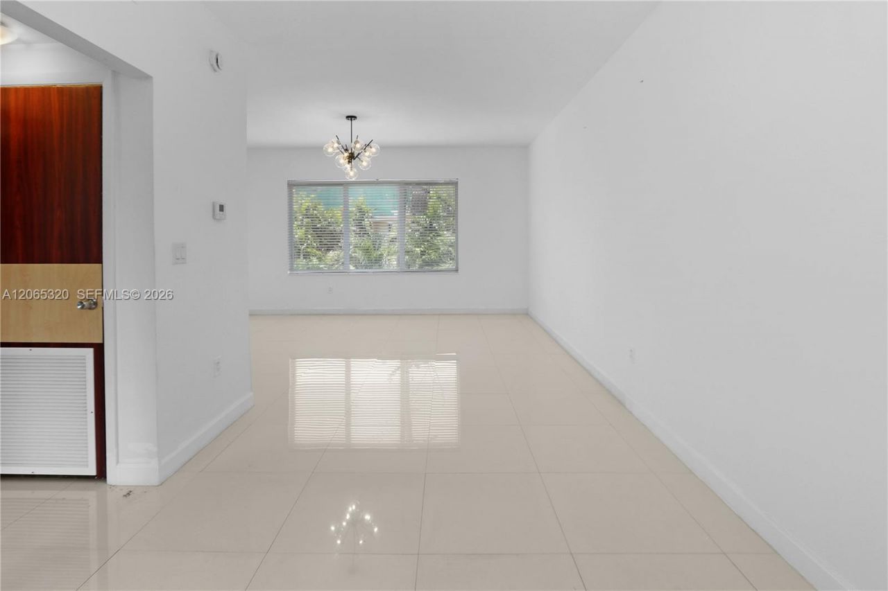 1029 94th St , Bay Harbor Islands, FL 33154 Photo