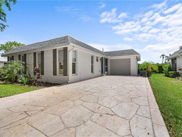 250 Lanchester CT , Unit 35, NAPLES, FL 34112