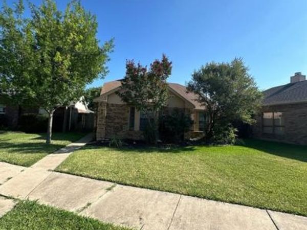 1724 Wheatfield Drive, Mesquite, TX 75149