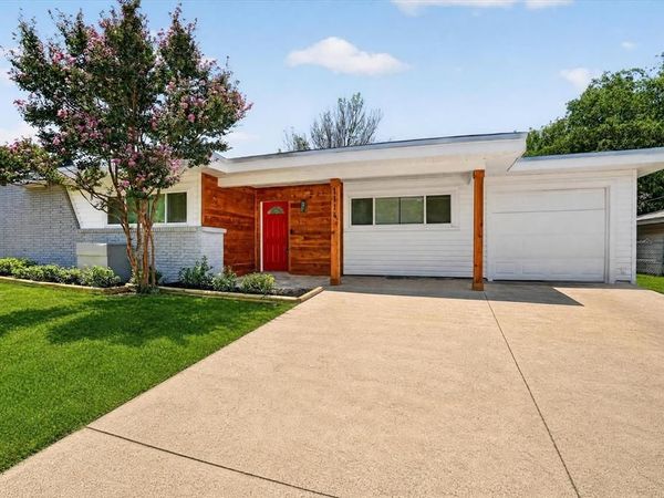 1114 Sproles Drive, Benbrook, TX 76126