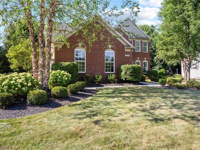 35263 Emory Drive, Avon, OH 44011 Photo 2