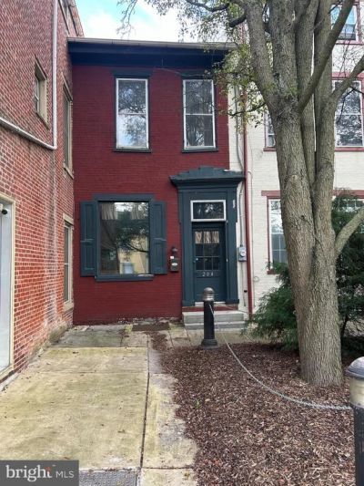 204 E MAIN STREET , MOUNT JOY, PA 17552
