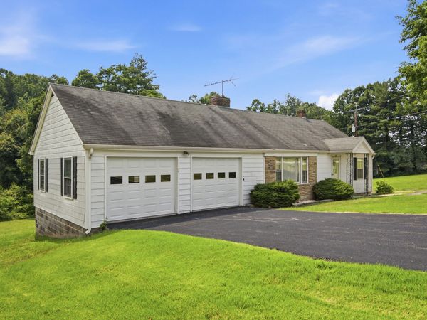 502 Alum Ridge RD NW, Willis, VA 24380