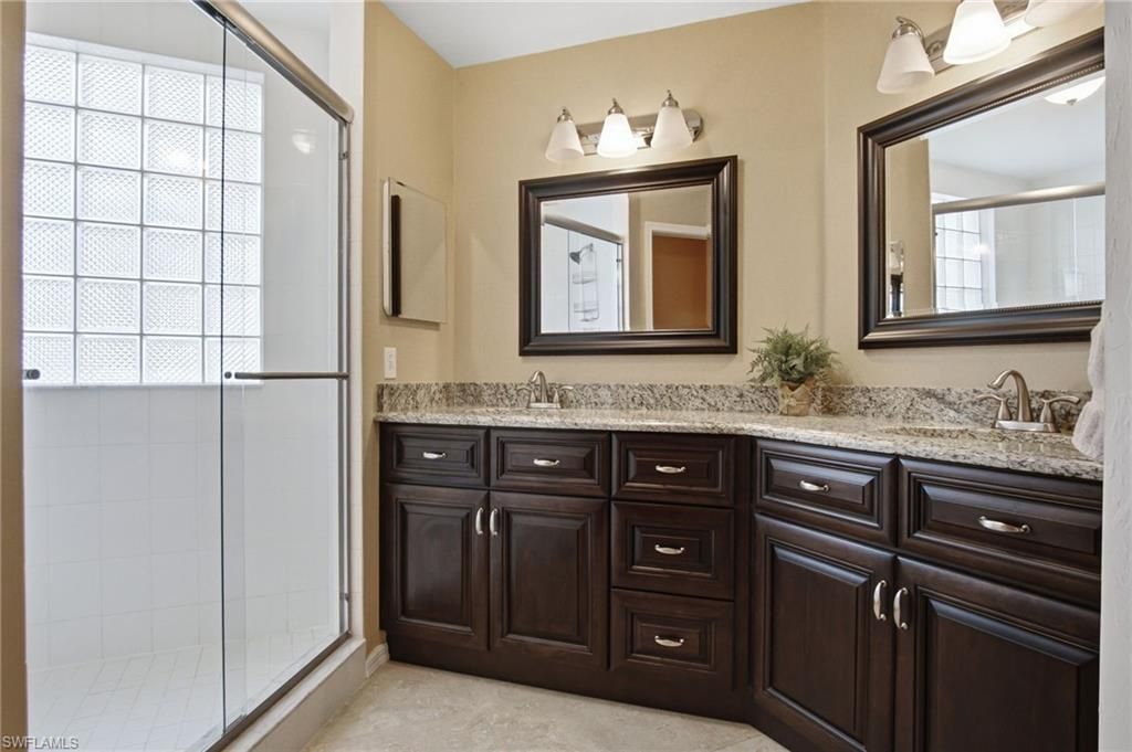 77 Silver Oaks Cir, Unit 8102, Naples, FL 34119 Photo