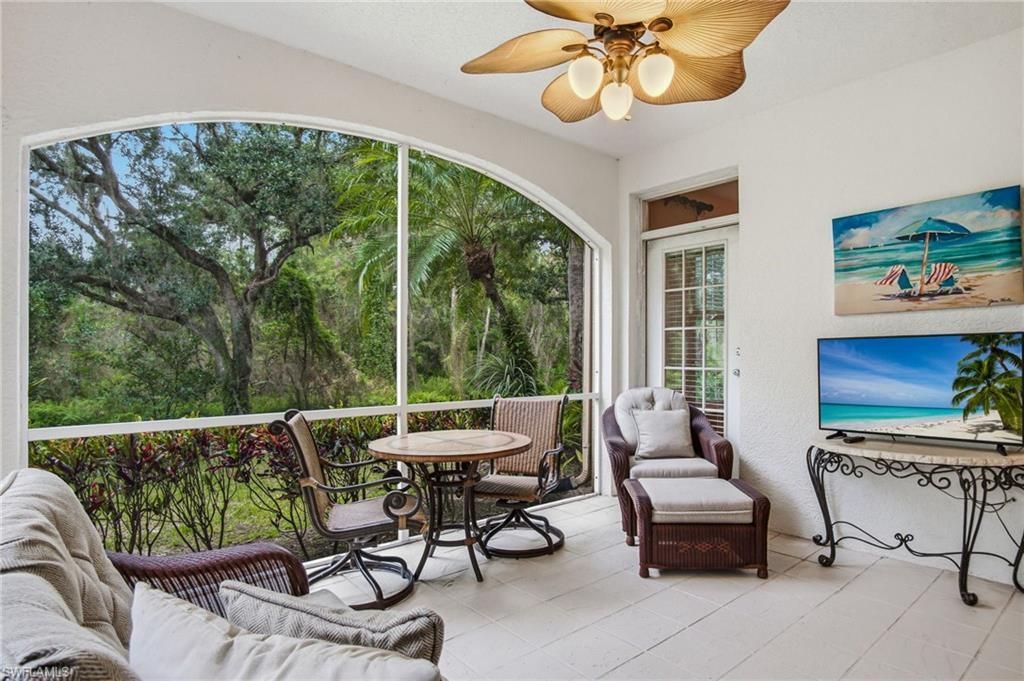 77 Silver Oaks Cir, Unit 8102, Naples, FL 34119 Photo