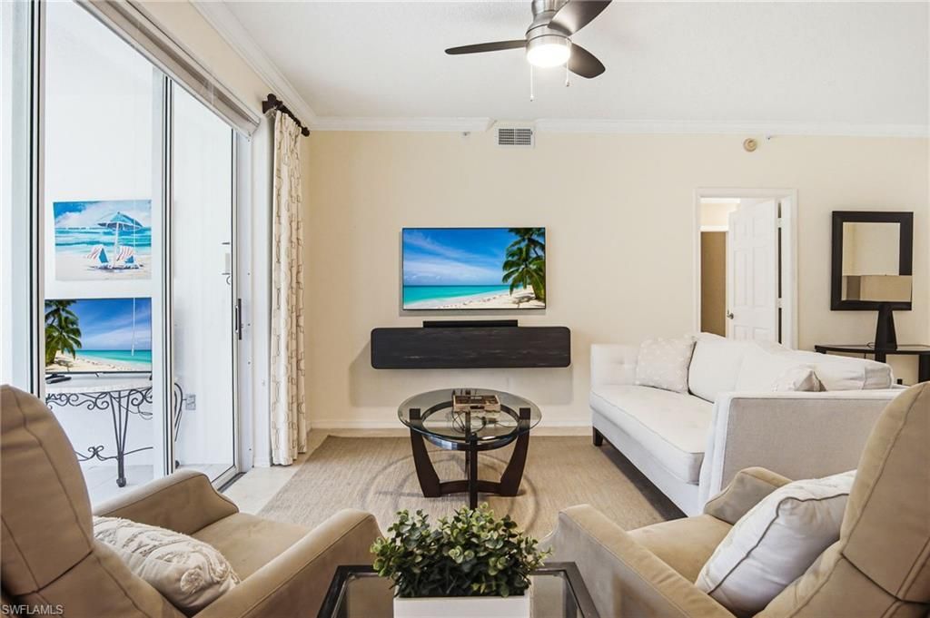 77 Silver Oaks Cir, Unit 8102, Naples, FL 34119 Photo