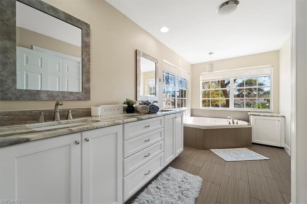 12341 Eagle Pointe Cir, Fort Myers, FL 33913 Photo