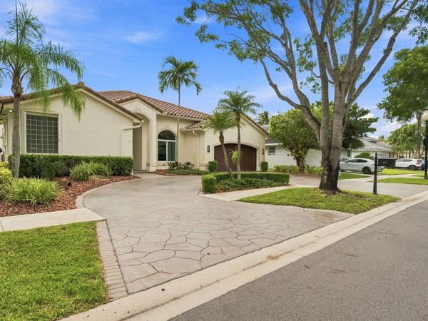 845 Bayside Lane, Weston, FL 33326