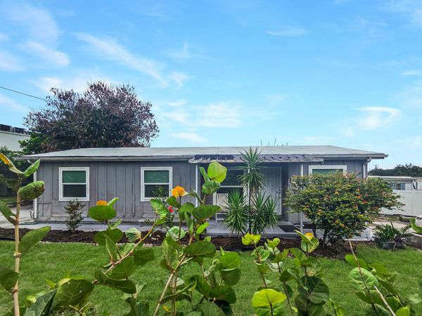 2013 SAINT LUCIE Boulevard, Fort Pierce, FL 34946