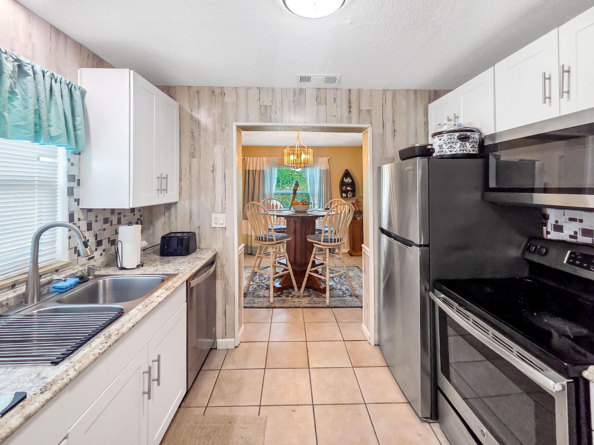 2013 Saint Lucie Boulevard, Fort Pierce, FL 34946 Photo