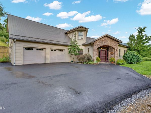 142 Charlie Harrell Lane, Hampton, TN 37658
