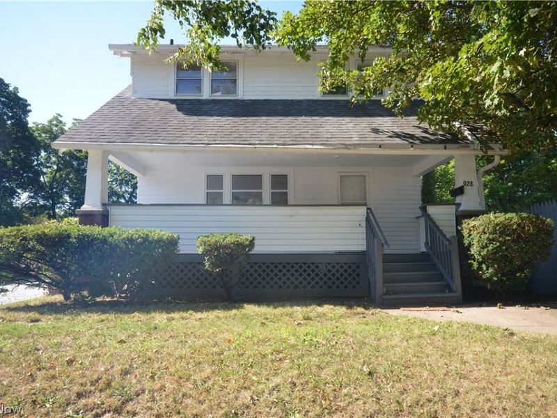 928 Delia Avenue, Akron, OH 44320 Photo 1