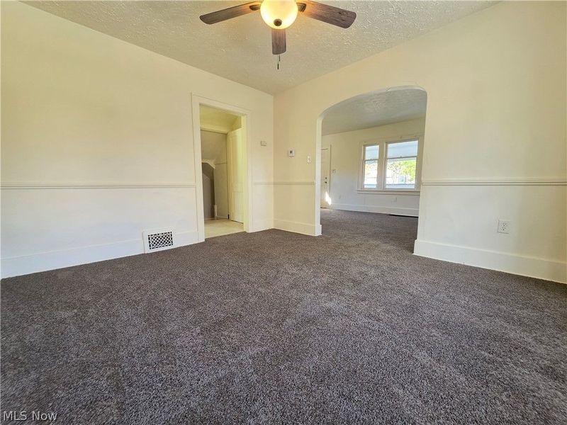 928 Delia Avenue, Akron, OH 44320 Photo 10
