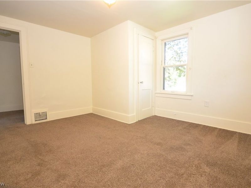 928 Delia Avenue, Akron, OH 44320 Photo 21