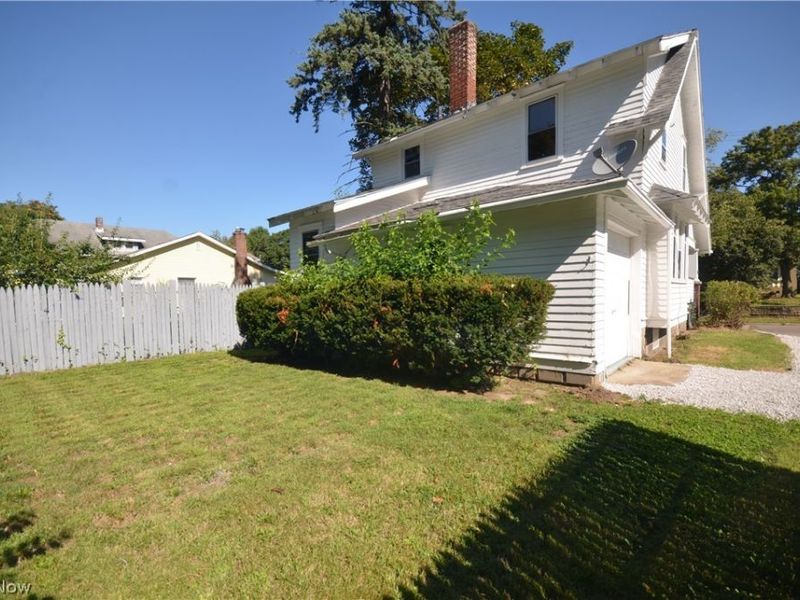 928 Delia Avenue, Akron, OH 44320 Photo 5