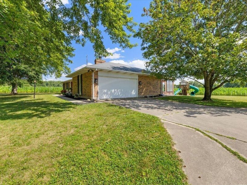 11855 Troy Road , New Carlisle, OH 45344 Photo 4
