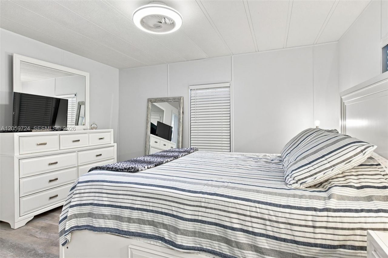5220 SW 29th Ter , Fort Lauderdale, FL 33312 Photo