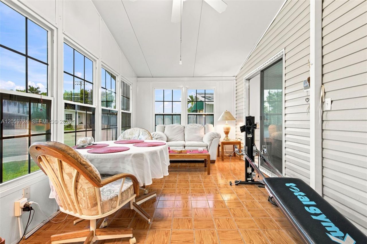 5220 SW 29th Ter , Fort Lauderdale, FL 33312 Photo