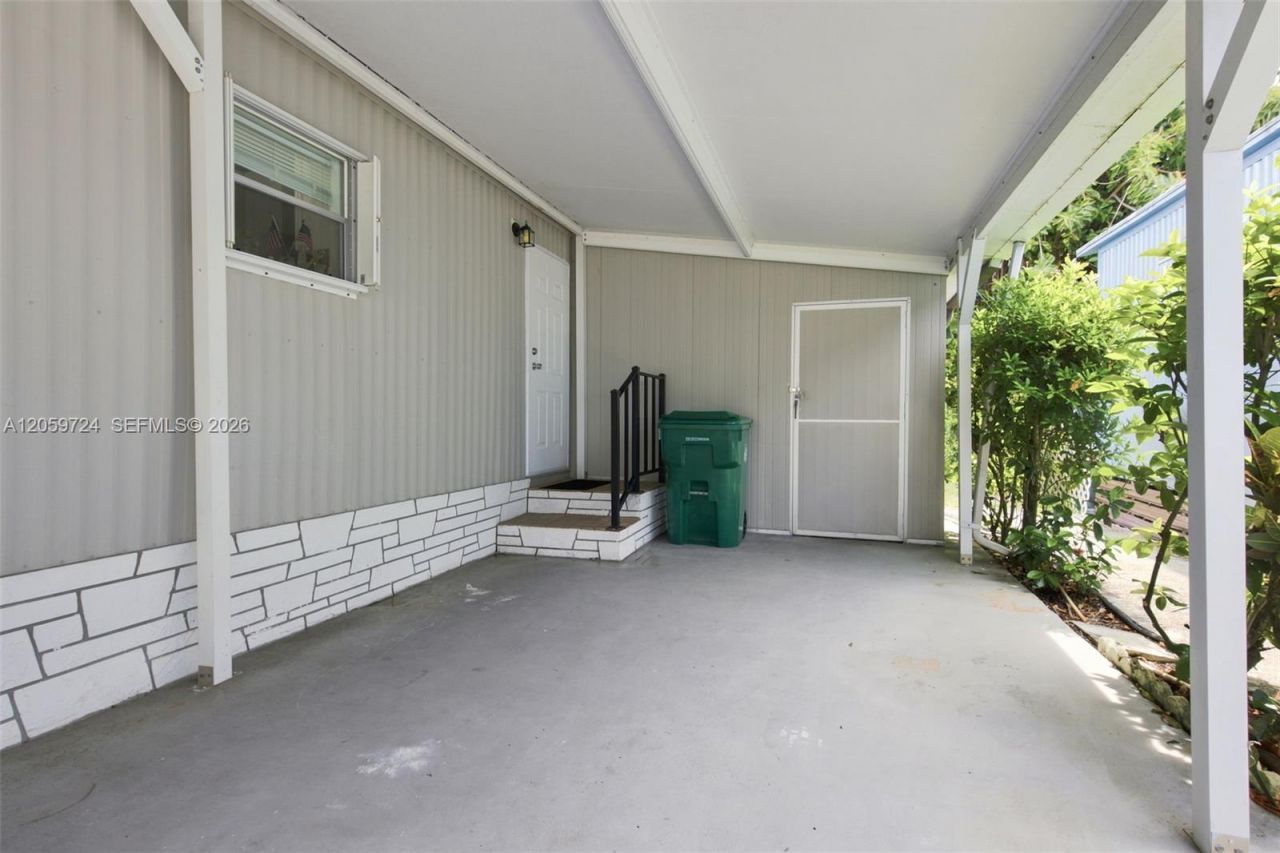 5220 SW 29th Ter , Fort Lauderdale, FL 33312 Photo