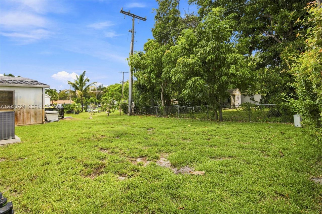 5220 SW 29th Ter , Fort Lauderdale, FL 33312 Photo