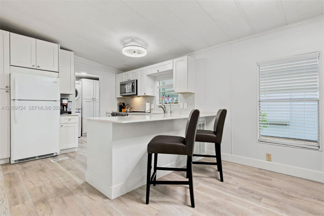 5220 SW 29th Ter , Fort Lauderdale, FL 33312 Photo