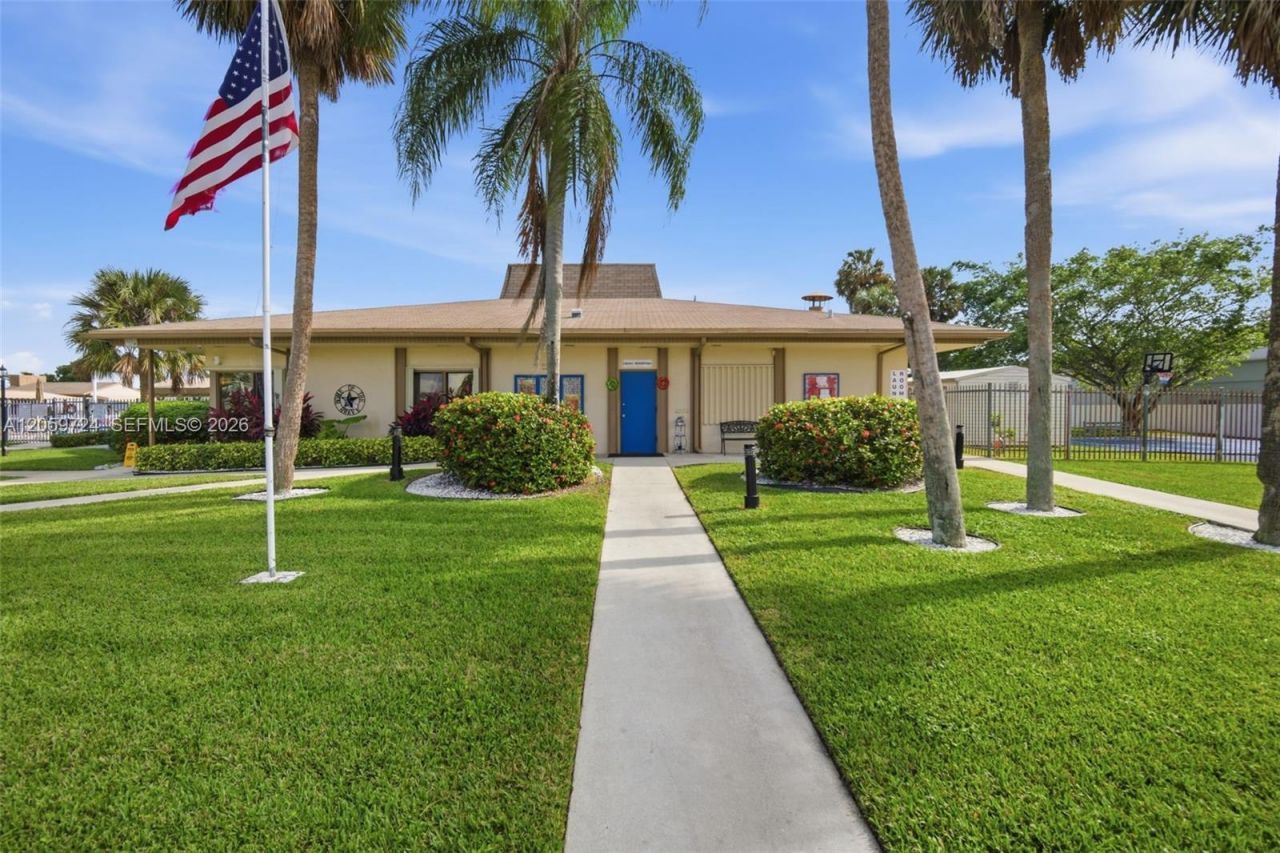 5220 SW 29th Ter , Fort Lauderdale, FL 33312 Photo